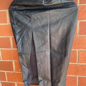 Fake leather skirt